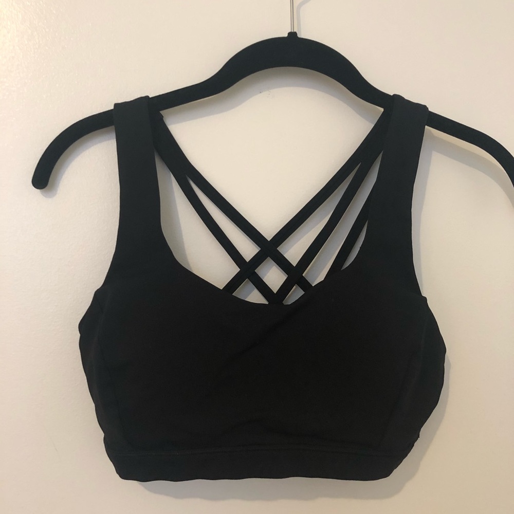 Lululemon Free to Be Serene Sports Bra